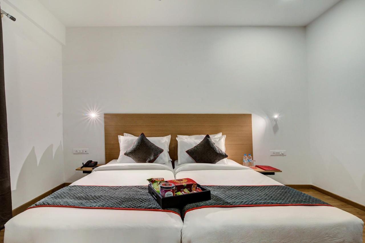 Super Townhouse 139 Ashiyana Smriti Upvan Near Emerald Mall Lucknow Bijnaur Exteriör bild