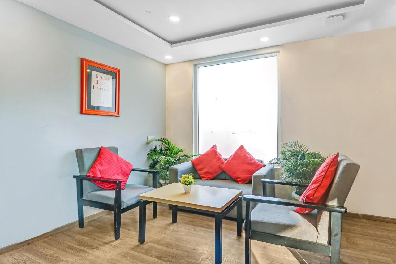 Super Townhouse 139 Ashiyana Smriti Upvan Near Emerald Mall Lucknow Bijnaur Exteriör bild