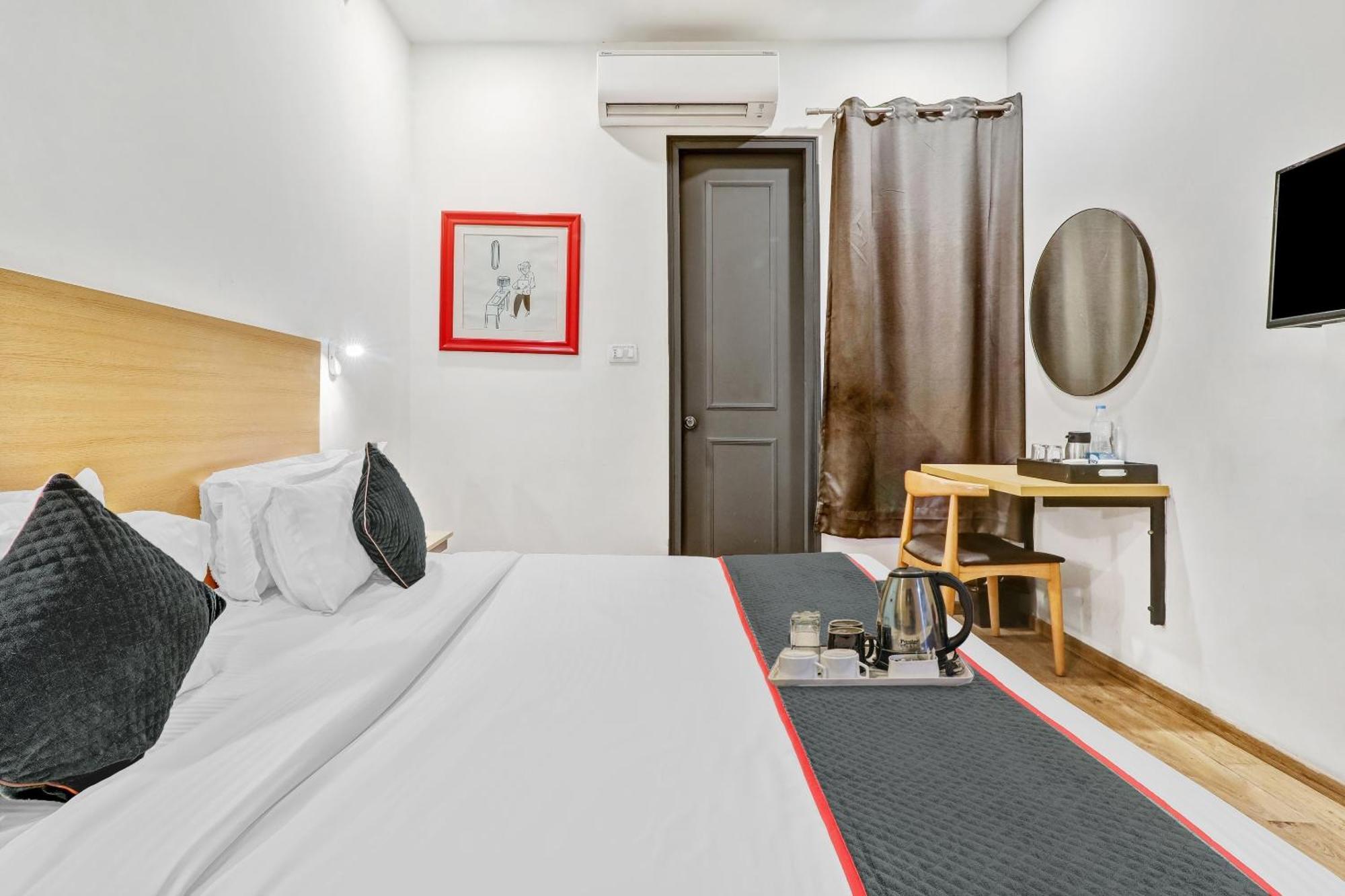 Super Townhouse 139 Ashiyana Smriti Upvan Near Emerald Mall Lucknow Bijnaur Exteriör bild