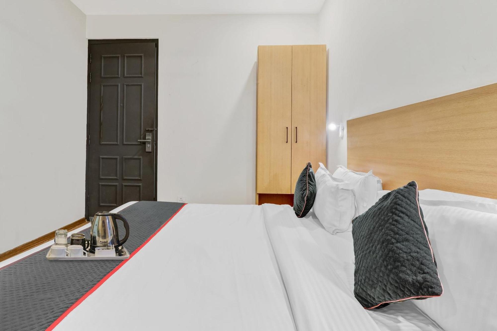 Super Townhouse 139 Ashiyana Smriti Upvan Near Emerald Mall Lucknow Bijnaur Exteriör bild