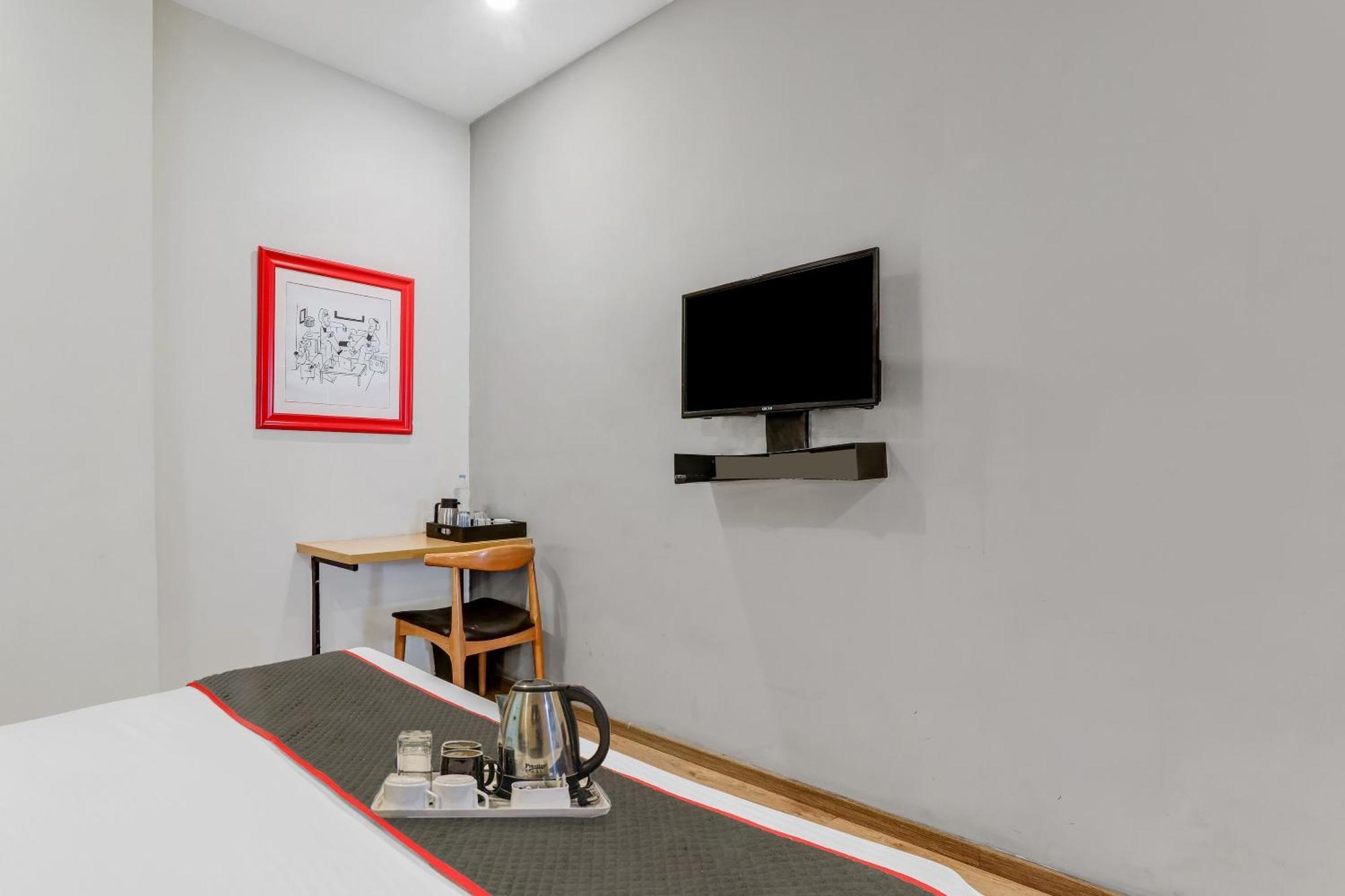 Super Townhouse 139 Ashiyana Smriti Upvan Near Emerald Mall Lucknow Bijnaur Exteriör bild