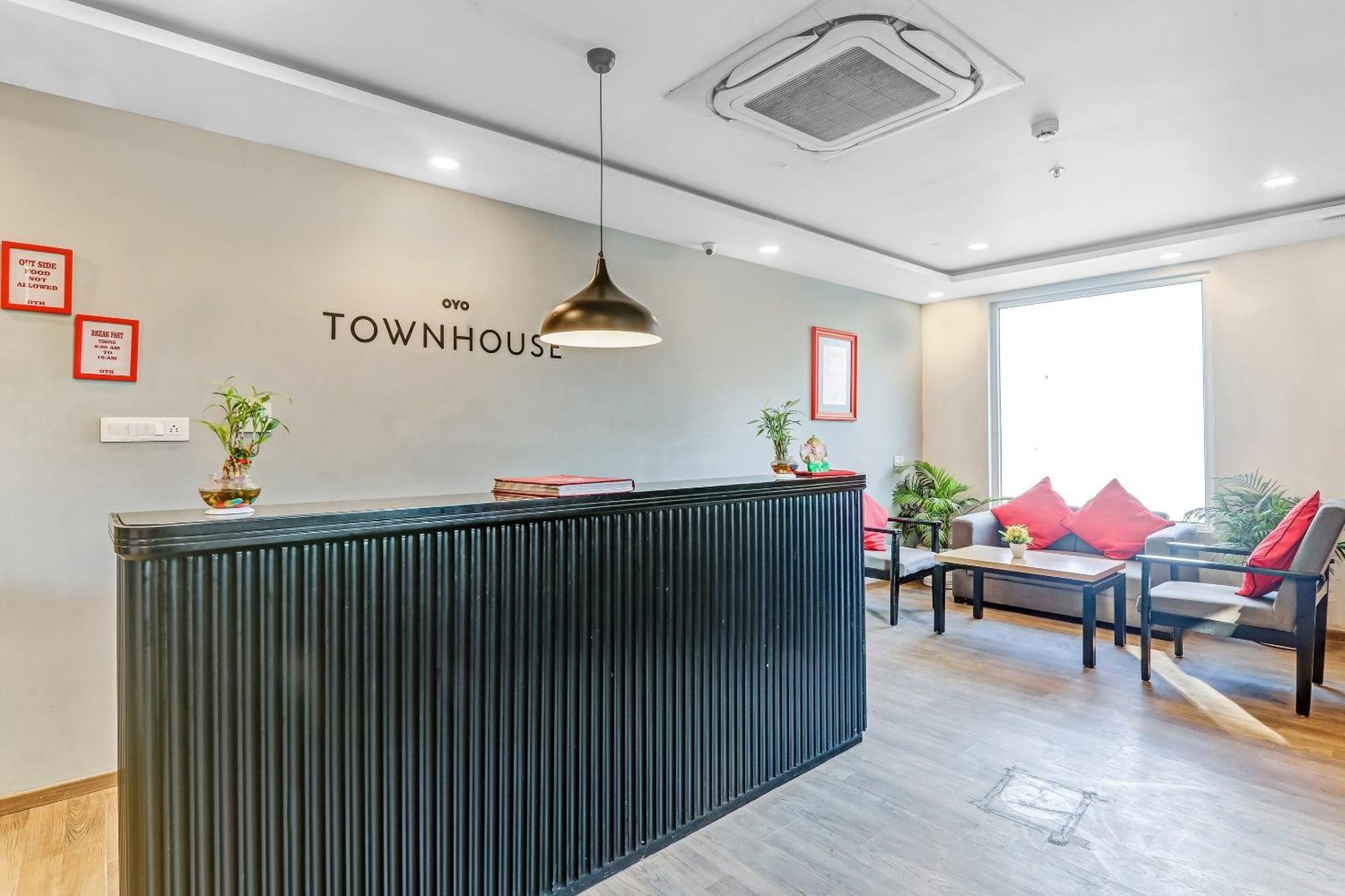 Super Townhouse 139 Ashiyana Smriti Upvan Near Emerald Mall Lucknow Bijnaur Exteriör bild