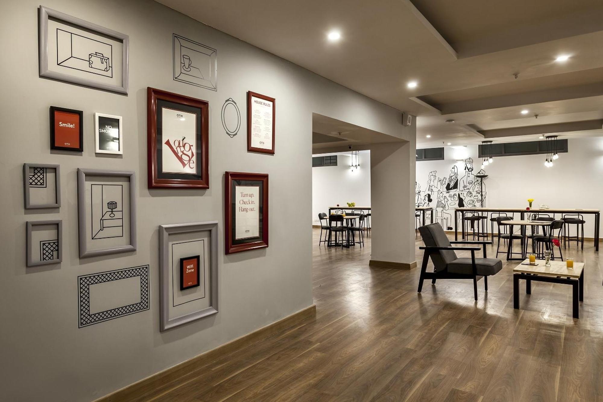 Super Townhouse 139 Ashiyana Smriti Upvan Near Emerald Mall Lucknow Bijnaur Exteriör bild